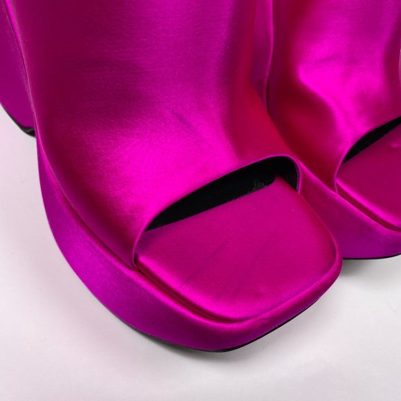 VERSACE Pink Triplatform Mules - Picture 12 of 12